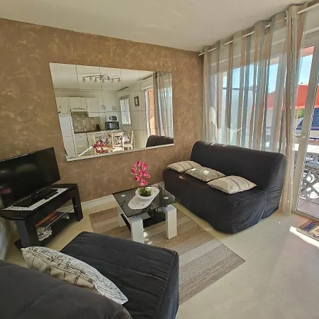 Cosy Proche Plage Et Commerces, 1 Chambre, Balcon, Parking, Coeur De Station, Fort-mahon-plage. - Fr-1-482-115 Fort-Mahon-Plage